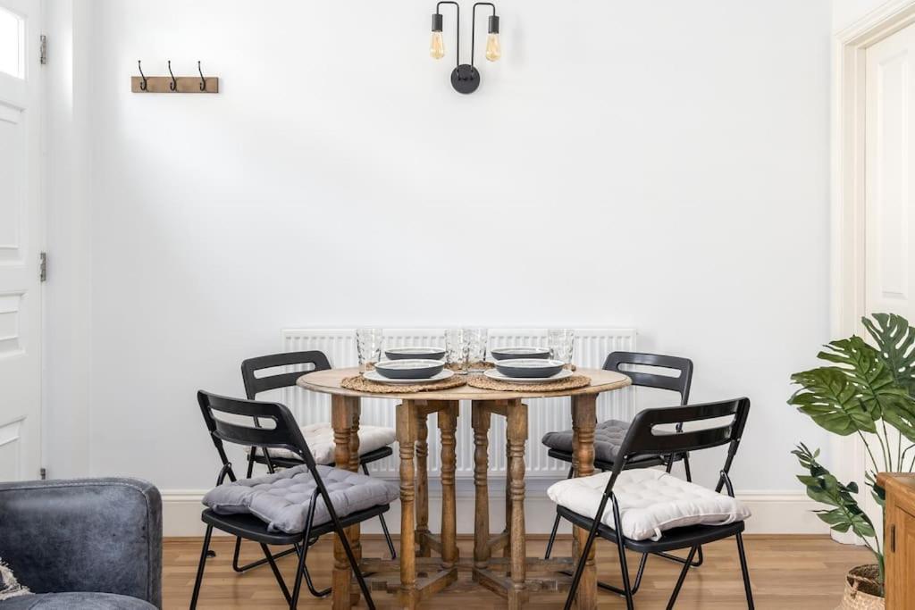 Joelle'S Place Bath Ngoại thất bức ảnh